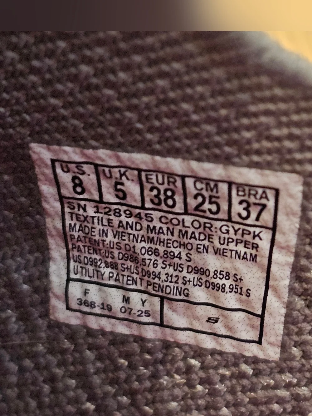 Skechers Women’s Max Cushioning Gray Arch Fit Slip-Ins Shoes - Size 8, Like New! - Picture 6 of 7
